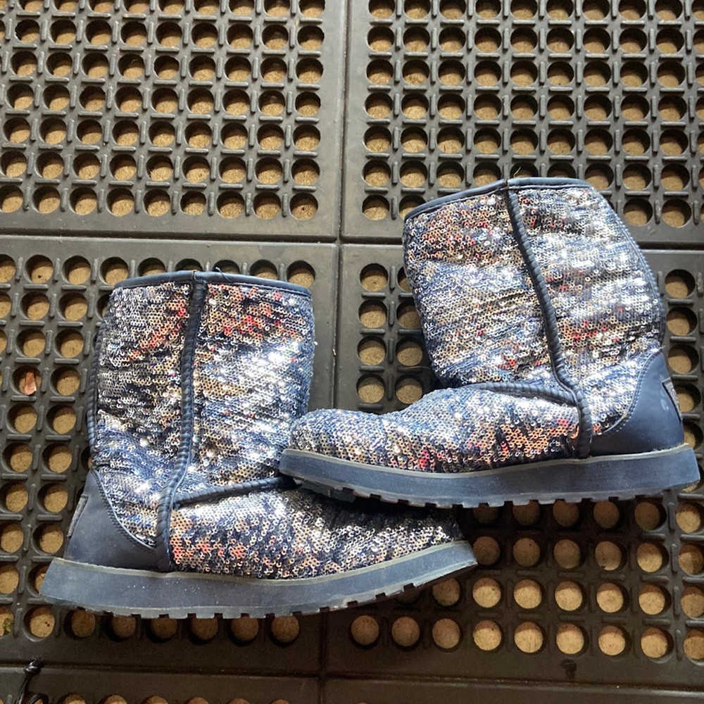 Sketchers boots
